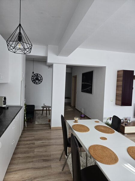 Bucurestii Noi, in spatele teatrului Masca