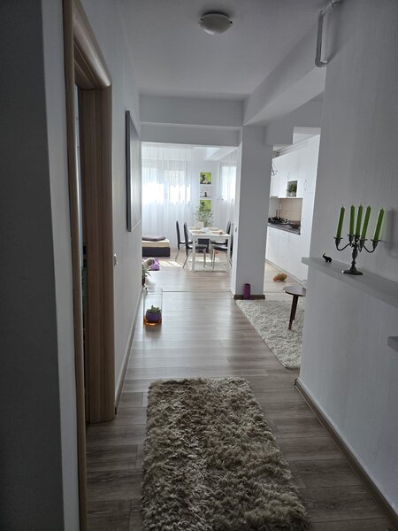 Bucurestii Noi, in spatele teatrului Masca